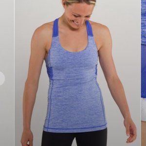 Lululemon Spin Me Tank top size 4 blue